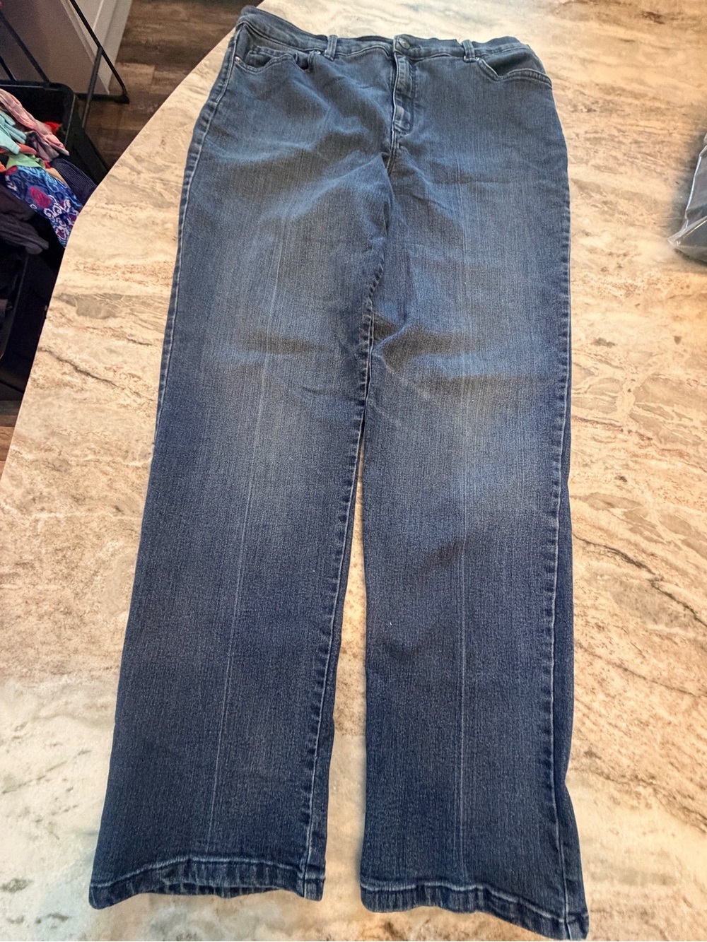 Gloria Vanderbilt Size 16 Average Medium Wash Straight Leg Stretch Jeans
